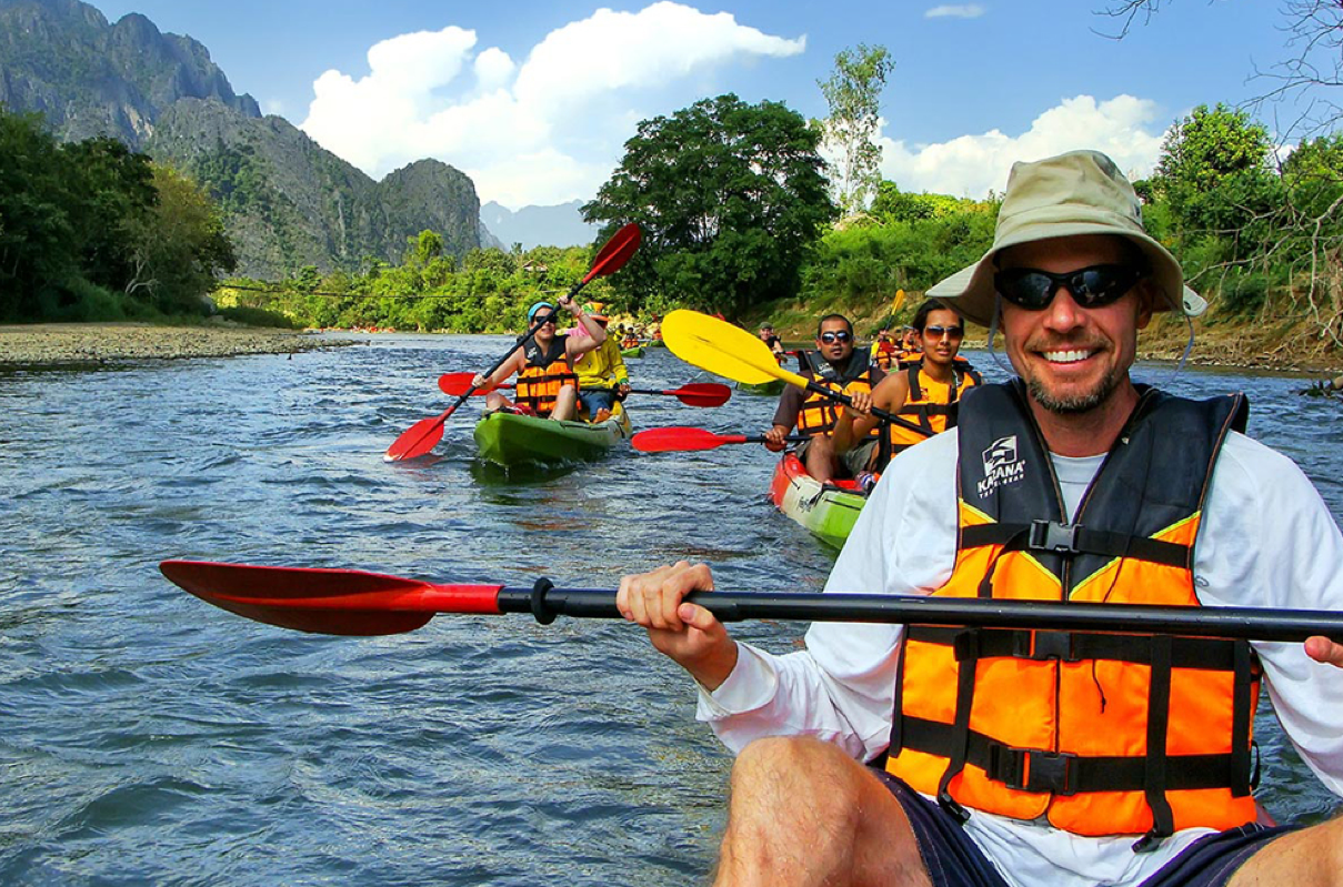 Khách du lịch quốc tế hào hứng với những tour du lịch trải nghiệm tại Việt Nam