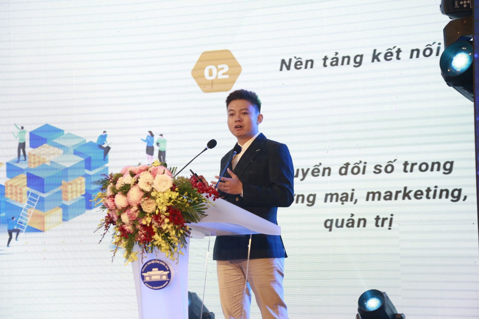 Ông Hà Tuấn Khang - Giám đốc Trung tâm Công nghệ Marketing - Công ty Cổ phần Tập đoàn Meey Land phát biểu tại sự kiện