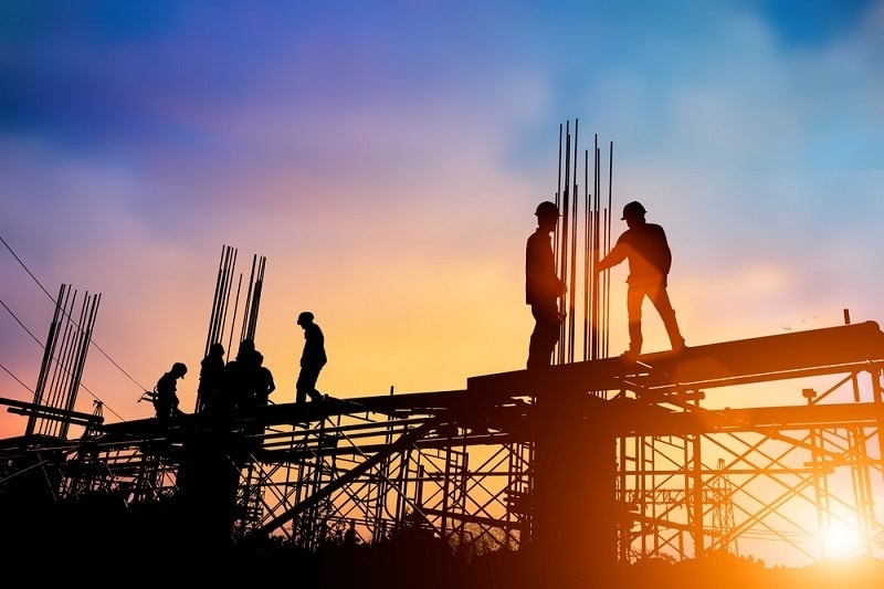 Quy định sửa đổi, bổ sung tại Nghị định số 20/2022/NĐ-CP được cho sẽ hạn chế rủi ro cho nhà thầu thi công trong quá trình thi công công trình - Ảnh minh họa