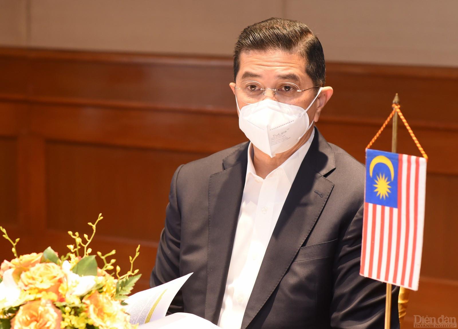 Bộ trưởng Bộ Thương mại quốc tế và Công nghiệp Malaysia (MITI) Mohamed Azmin Ali 