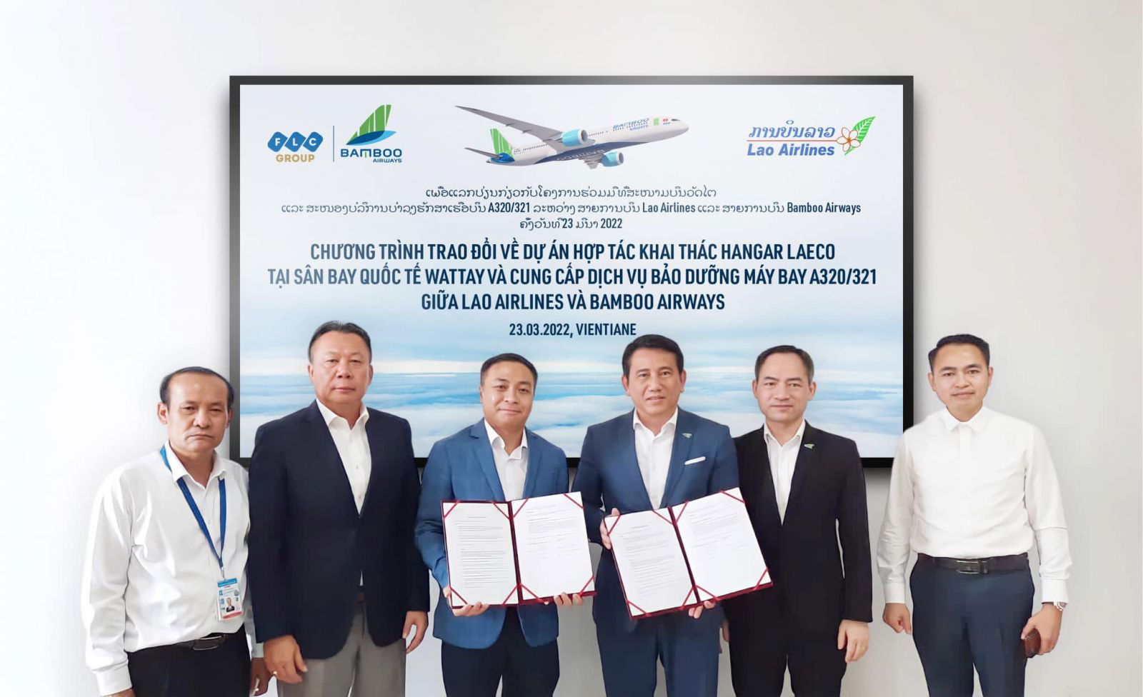 Ảnh 6: Bamboo Airways ký kết biên bản ghi nhớ hợp tác với Lao Airlines