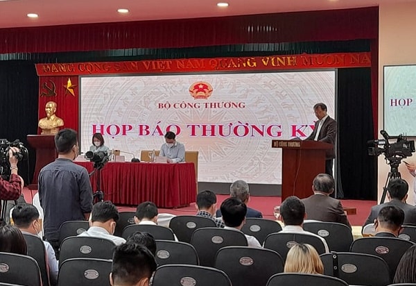 Thứ trưởng Bộ Công Thương Đỗ Thắng Hải.