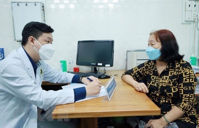 Nhiều bác sĩ