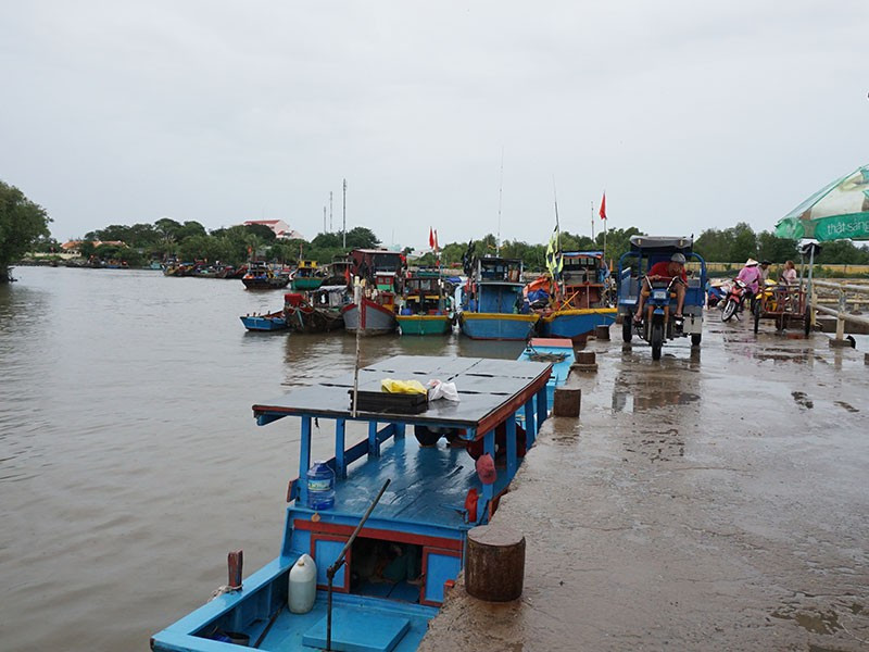  Bến tàu khu vực tiếp giáp luồng Sài Gòn - Vũng Tàu (xã Long Hòa, huyện Cần Giờ). Ảnh: LINH PHƯƠNG