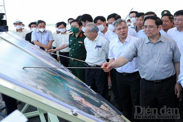 Tại buổi làm việc ngày 27/3, Thủ tướng Chính phủ Phạm Minh Chính cũng đã giao nhiều nhiệm vụ cho tỉnh Quảng Nam nhằm khôi phục và tiếp tục phát triển.