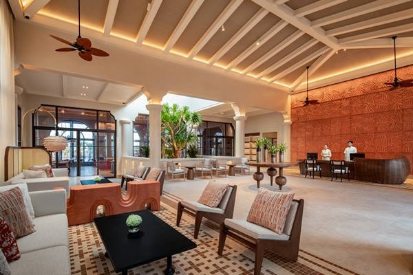 Lễ tân Radisson Resort Phan Thiết 