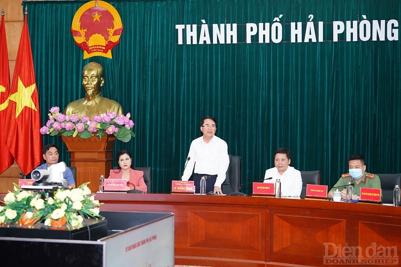 Ông Lê Khắc Nam - Phó Chủ tịch UBND TP Hải Phòng phát biểu tại buổi họp báo Lễ hội Hoa Phượng Đỏ 2022