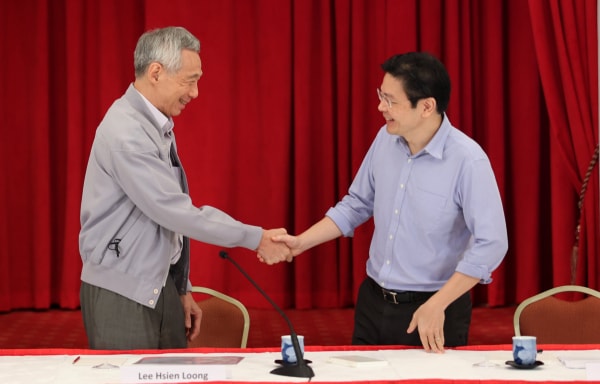 Thủ tướng Singapore Lý Hiển Long và Bộ trưởng Tài chính Lawrence Wong