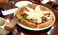 Câu chuyện khởi nghiệp từ nhà sáng lập Pizza 4P's