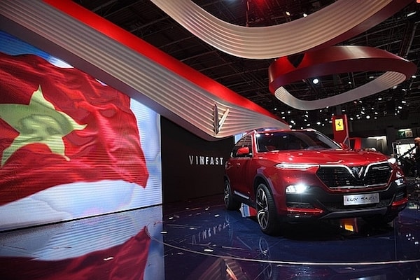 Xe ô tô Vinfast kiêu hãnh ra mắt tại Paris Motor Show 2018