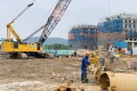 Những “gọng kìm” siết chặt: Giá bất động sản sẽ hạ nhiệt?
