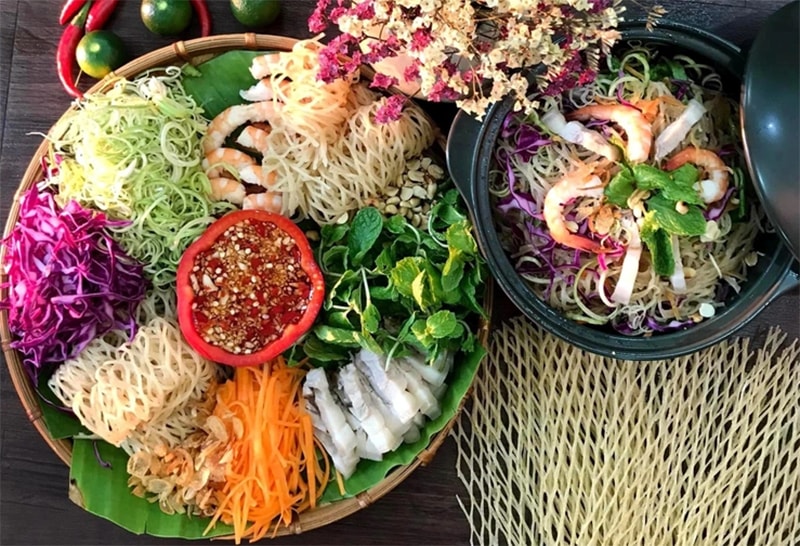 Anh Ngọc Ảnh từng tham khảo nhiều đầu bếp hàng đầu để tìm ra những cách chế biến phở sắn đa dạng, lên ý tưởng đưa nguyên liệu này vào các nhà hàng, khách sạn cao cấp. 