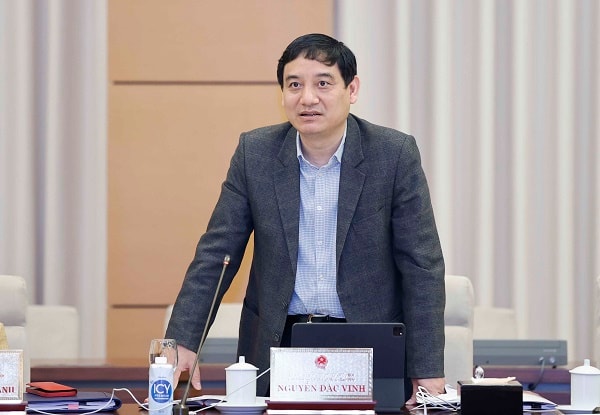 Chủ nhiệm Ủy ban Văn hoá, Giáo dục Nguyễn Đắc Vinh.