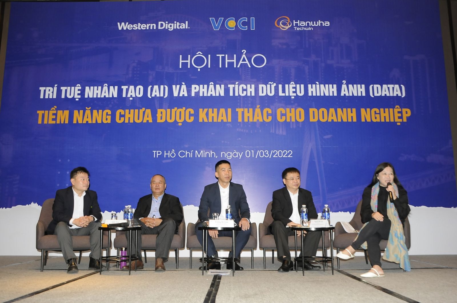  Hội thảo “Trí tuệ nhân tạo và phân tích dữ liệu hình ảnh: Tiềm năng chưa được khai thác cho doanh nghiệp”do VCCI -HCM tổ chức.
