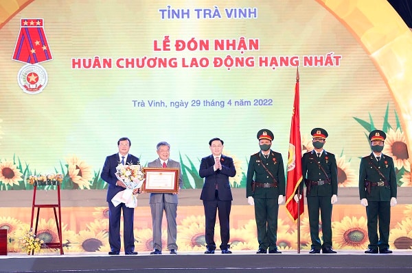 Lễ kỷ niệm 30 năm tái lập tỉnh Trà Vinh (5.1992 - 5.2022) và đón nhận Huân chương Lao động hạng Nhất.