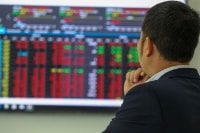 Thị trường chứng khoán đã chạm đáy?