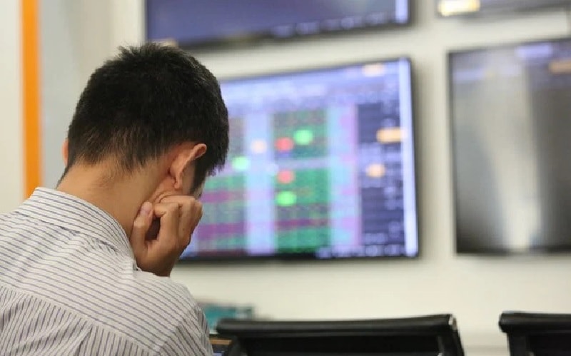 Sau cơn hồ hởi khi 