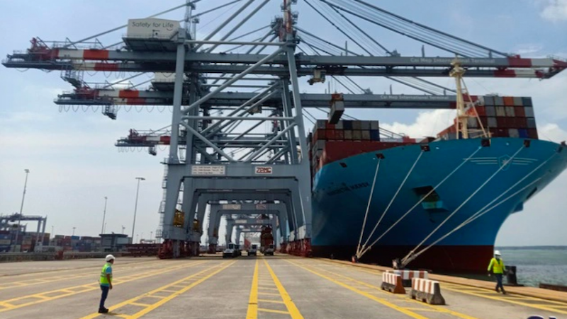  thông qua công ty con là Hutchinson Ports SITV, CK Hutchinson đã và đang đầu tư vào cảng SITV ở khu vực Bà Rịa-Vũng Tàu