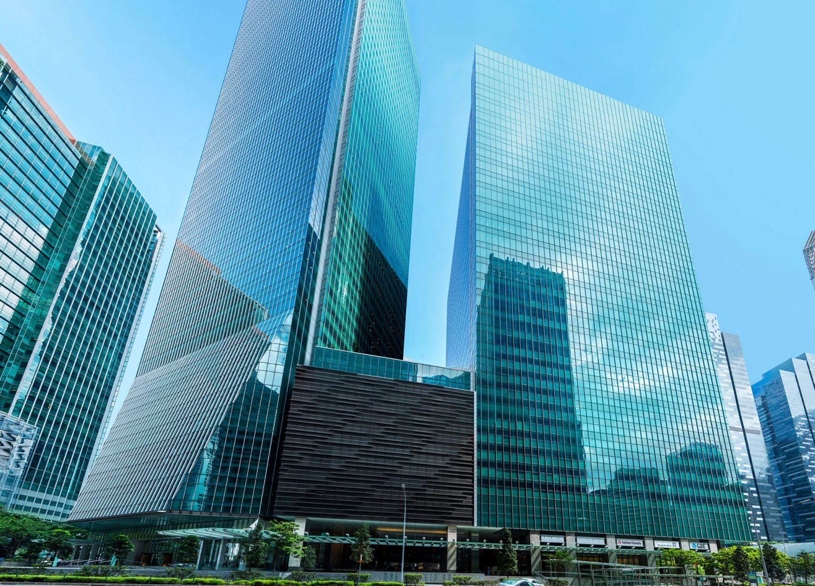 One Raffles Quay, một dự án phát triển thương mại tọa lạc tại trung tâm thương mại của Singapore.