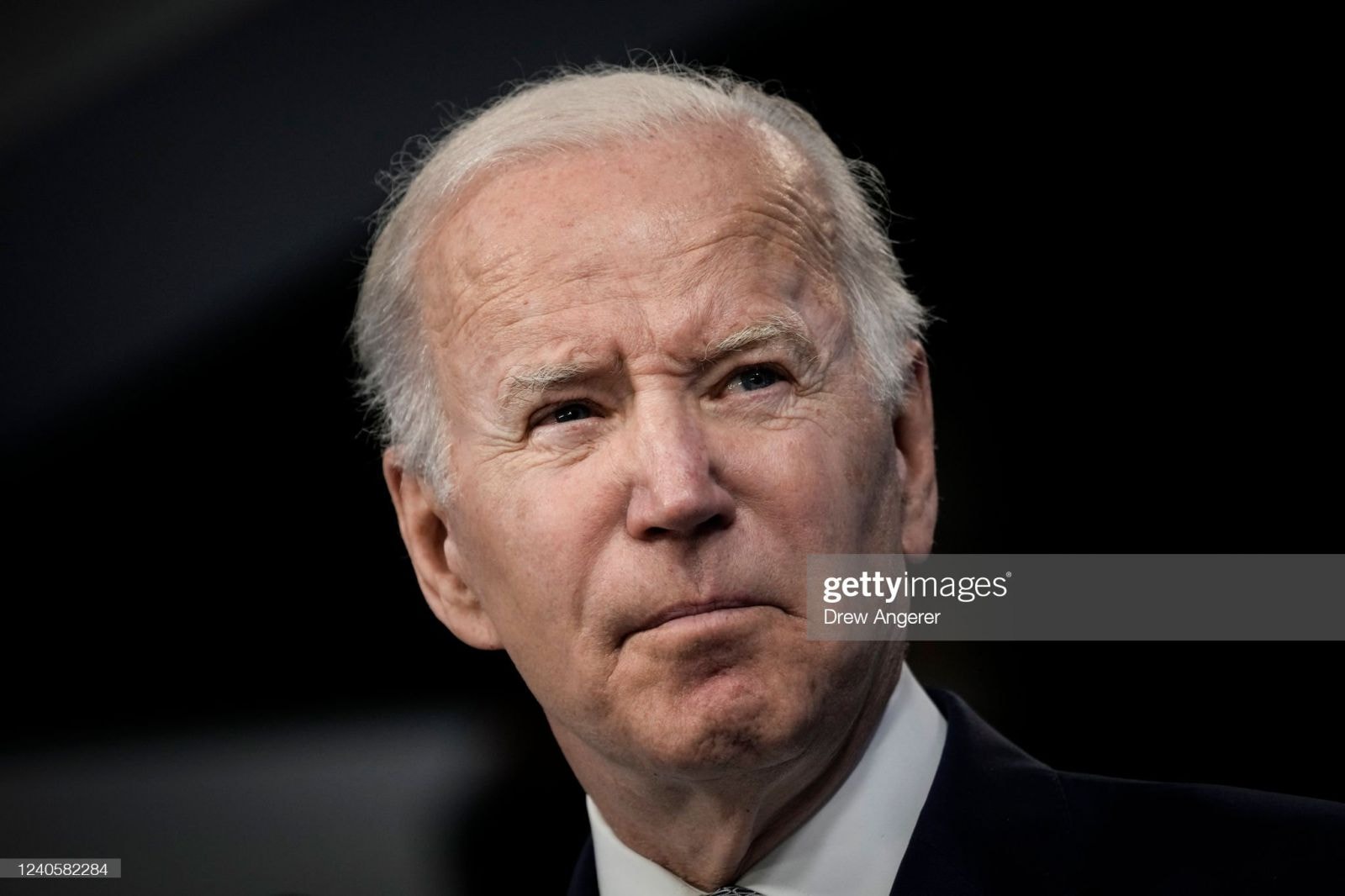 Bài toán khó với ông Joe Biden