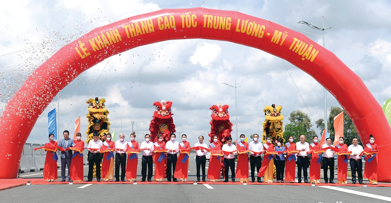  Vệc khánh thành, đưa vào sử dụng tuyến cao tốc Trung Lương - Mỹ Thuận góp phần tạo ra động lực và không gian phát triển mới cho Tiền Giang và các tỉnh lân cận trong khu vực.