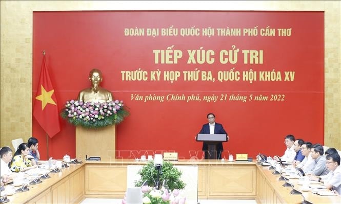  Quang cảnh buổi tiếp xúc cử tri thành phố Cần Thơ theo hình thức trực tuyến tại điểm cầu Văn phòng Chính phủ. Ảnh: TTXVN