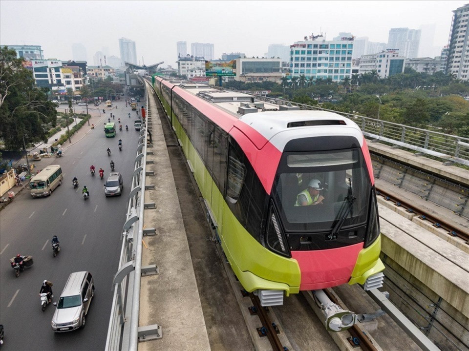 Tàu đã được nhập về, 400 nhân sự đã được đào tạo cho metro Nhổn-ga Hà Nội để chuẩn bị vận hành vào năm...2029. Ảnh: Đ.T