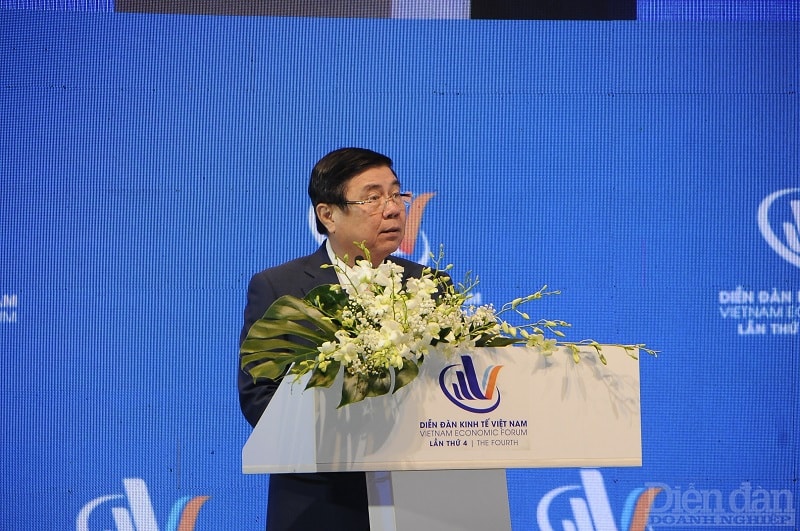 Diễn đàn Kinh tế Việt Nam gồm 3 phiên thảo luận chuyên đề và 1 phiên toàn thể cấp cao.