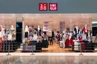 Uniqlo mở hướng online