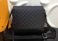 Túi đeo chéo Louis Vuitton like au hoạ tiết caro dập chìm TDCLV18