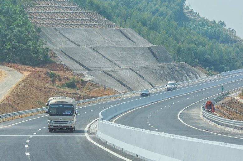  Cao tốc Lạng Sơn - Bắc Giang