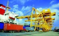 Bao giờ giảm gánh nặng phí logistics?