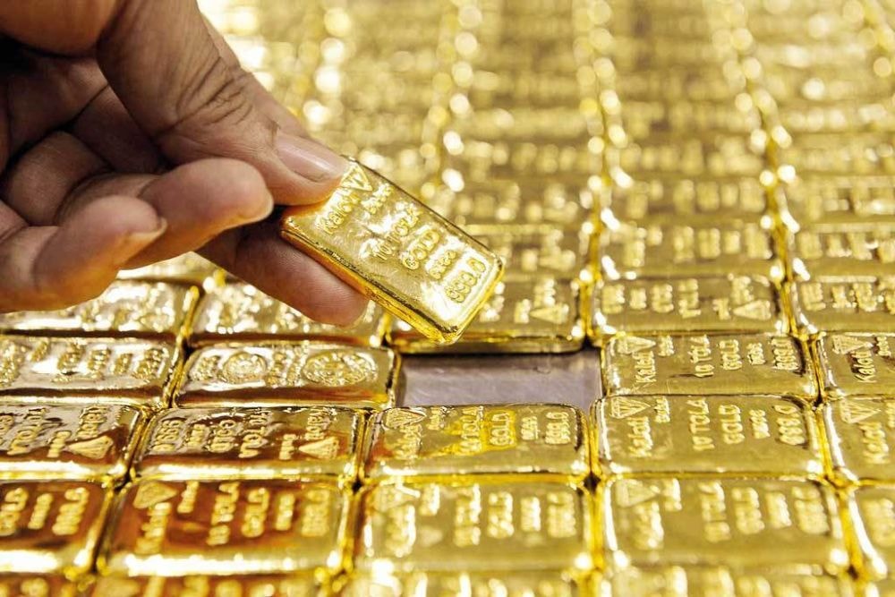 Kim loại quý tiếp tục “rơi tự do” trong bối cảnh đồng USD tăng mạnh, cùng với sự mạnh tay của FED trong việc tăng lãi suất nhằm kìm chế lạm phát, bất chấp những rủi ro về tăng trưởng kinh tế.