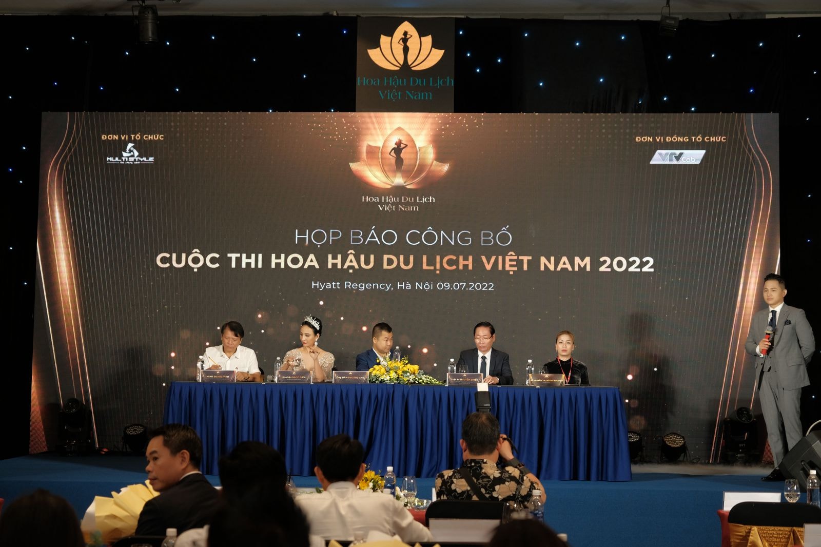 Họp báo công bố cuộc thi “Hoa Hậu Du Lịch Việt Nam 2022” do Công ty Cổ phần Truyền thông Đa Phong Cách, Tổng công ty Truyền hình Cáp Việt Nam - VTVcab tổ chức