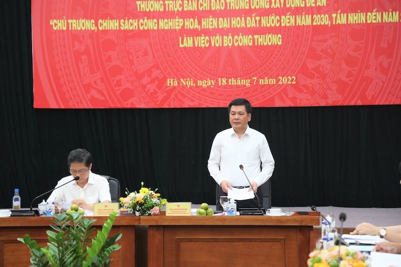 Bộ trưởng Bộ Công Thương Nguyễn Hồng Diên.
