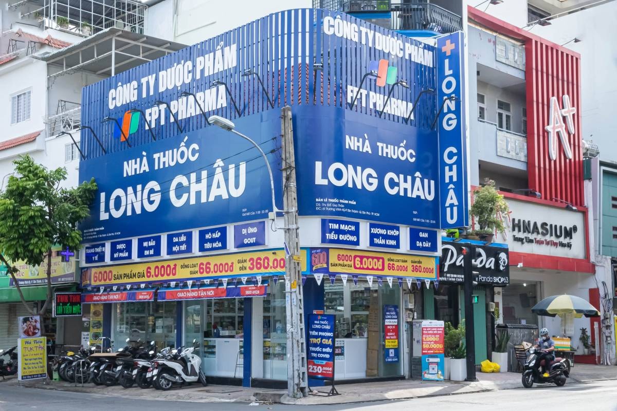 Long Châu cũng là nhà thuốc duy nhất ghi nhận lãi ròng vào cuối năm 2021