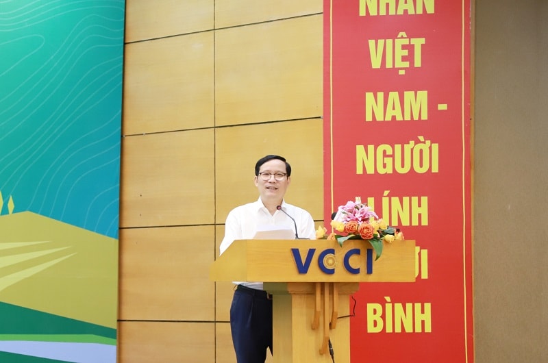 Chủ tịch VCCI - Phạm Tấn Công phát biểu tại Hội thảo