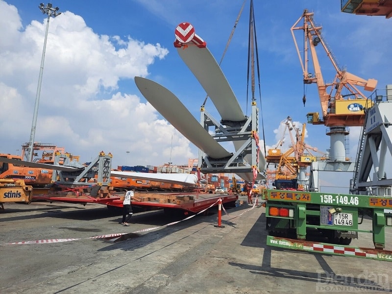 Vận chuyển điện gió ra đảo Bạch Long Vỹ