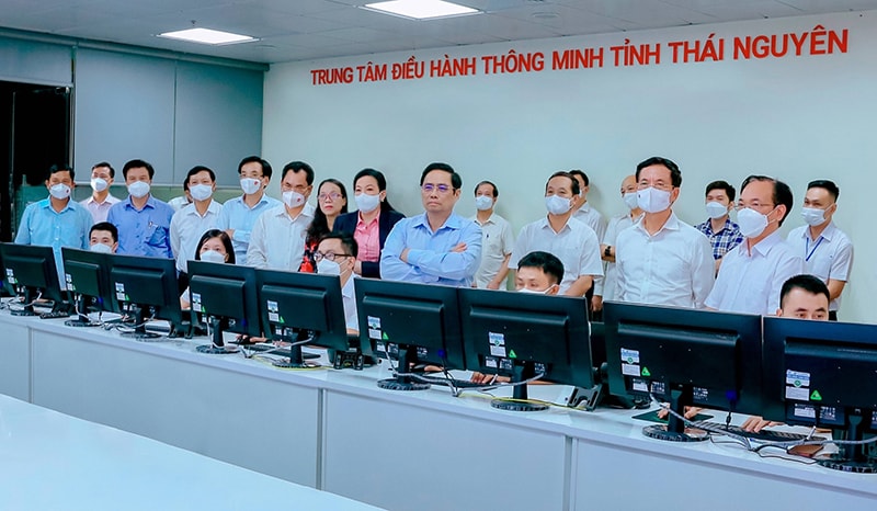 Thủ tướng Chính phủ Phạm Minh Chính, thăm Trung tâm Điều hành thông minh - IOC tỉnh Thái Nguyên