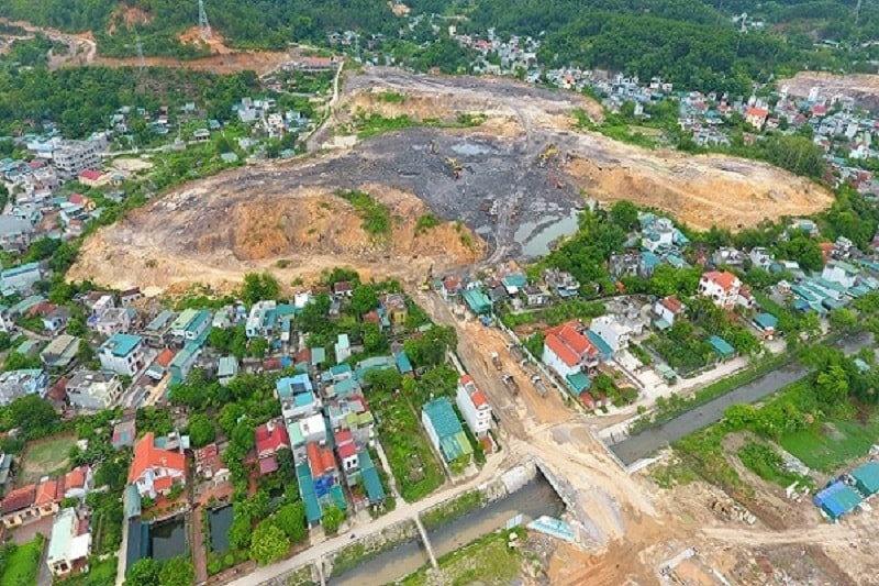 Trước đó UBND tỉnh Quảng NInh hủy bỏ dự án là vì Công ty CPTập đoàn Kinh tế Hạ Long triển khai chậm tiến độ...