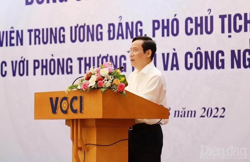 Chủ tịch VCCI phát biểu tại buổi làm việc