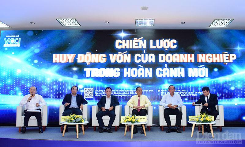 Các vị diễn giả tham gia Diễn đàn