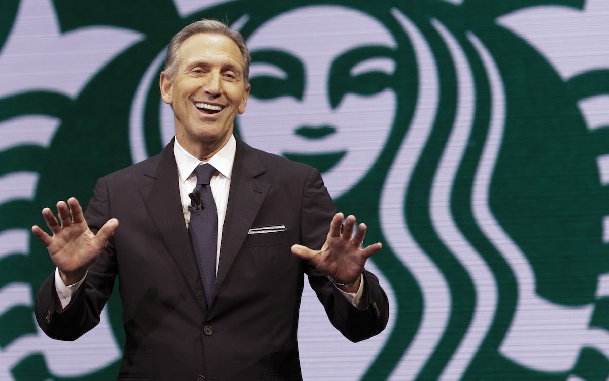 “bố già” Howard Schultz trở lại điều hành công ty