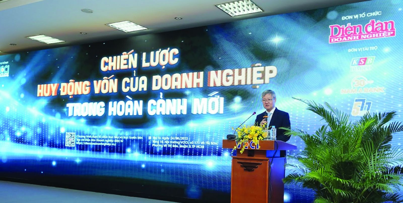  Phó chủ tịch VCCI Võ Tân Thành phát biểu tại Diễn đàn “Chiến lược huy động vốn của doanh nghiệp trong hoàn cảnh mới”.