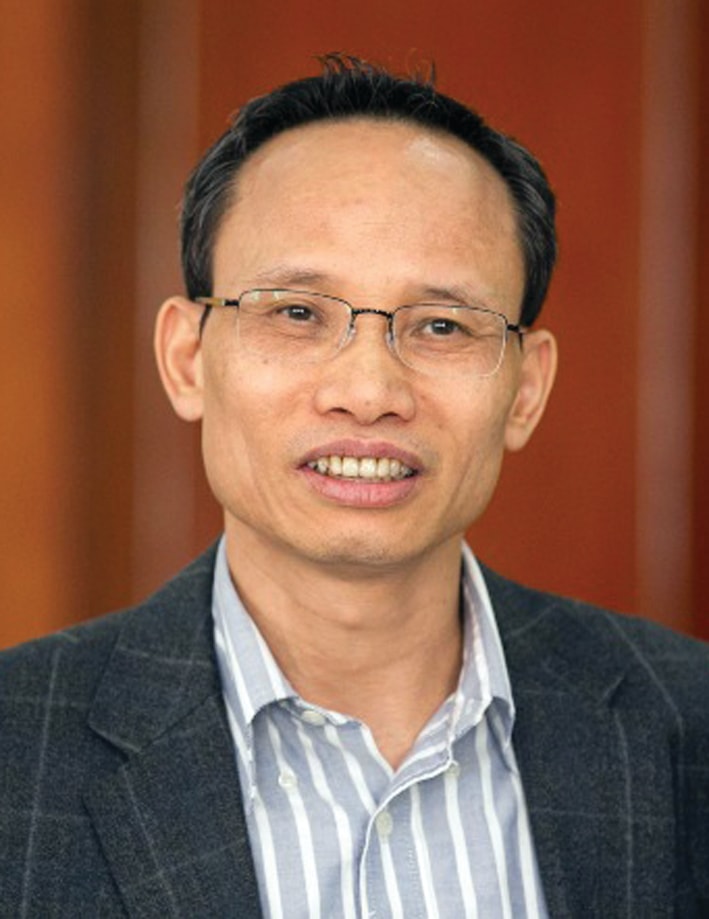 TS Cấn Văn Lực