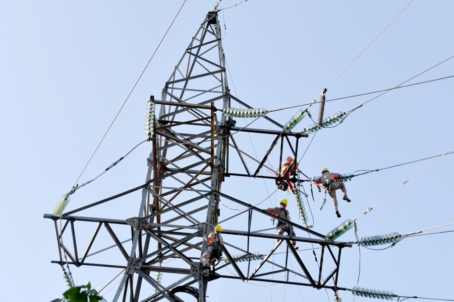 Thi công đấu nối trên hệ thống lưới điện 110kV