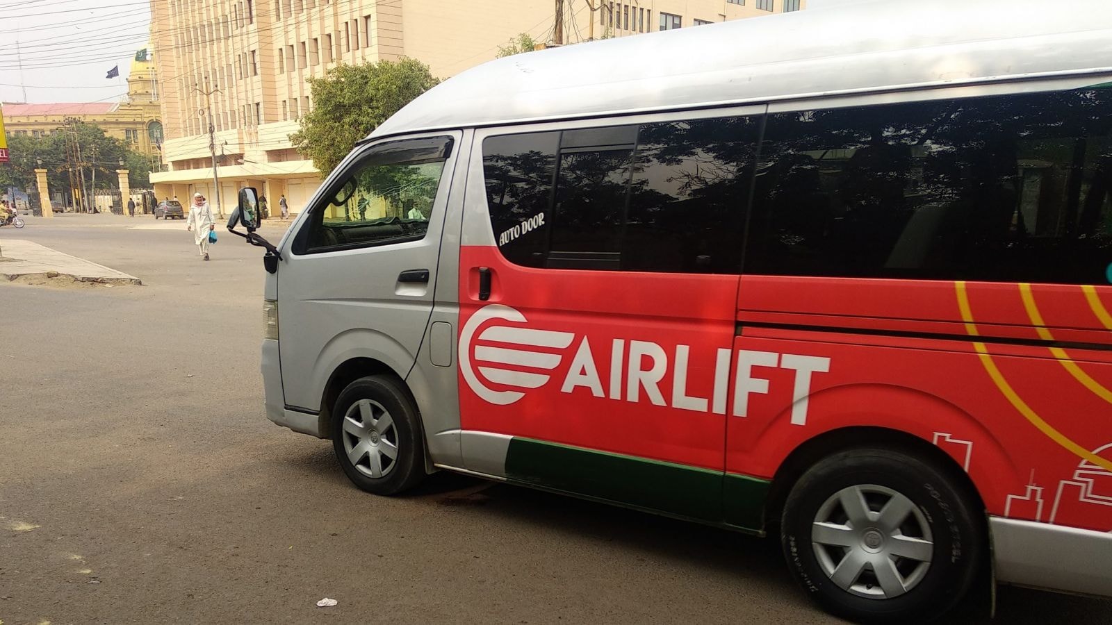 Airlift, công ty có trụ sở tại Pakistan cũng ngừng hoạt động gần đây.