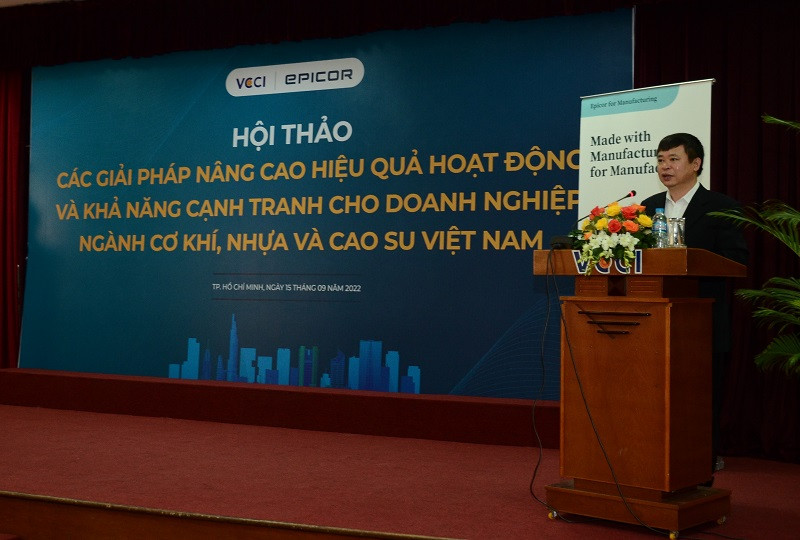 ông Trần Ngọc Liêm – Giám đốc Liên đoàn Thương mại và Công nghiệp Việt Nam chi nhánh tại TP.HCM (VCCI HCM) phát biểu tại Hội thảo.