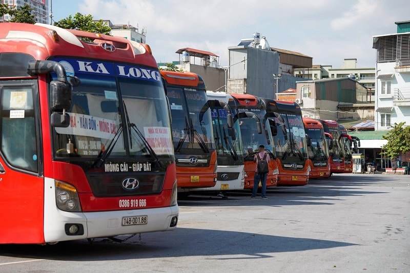 Các doanh nghiệp vận tải đang đứng trước nguy cơ chịu nhiều áp lực từ việc giá dầu tăng mạnh thời gian qua - Ảnh minh họa: LĐ