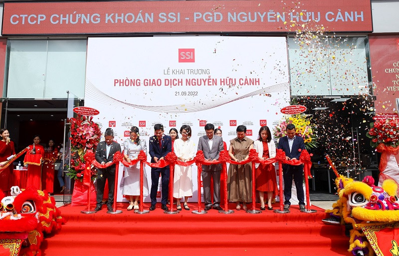 SSI khánh thành PGD mới tại Nguyễn Hữu Cảnh, quận Bình Thạnh